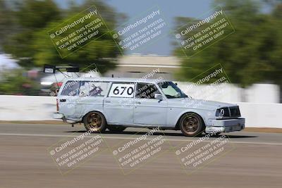 media/Oct-01-2022-24 Hours of Lemons (Sat) [[0fb1f7cfb1]]/130pm (Speed Shots)/